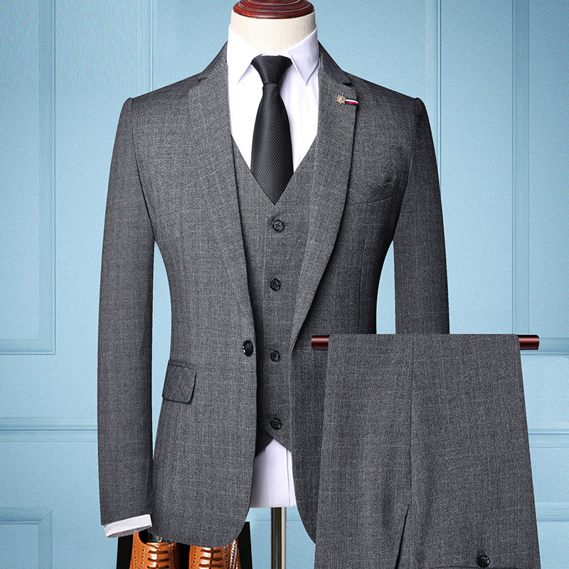 Three-Piece Suit for Men in Stylish Chemische Vezelmix