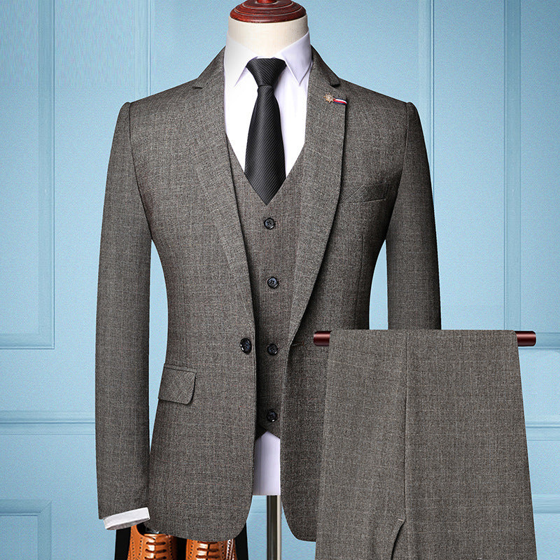Three-Piece Suit for Men in Stylish Chemische Vezelmix