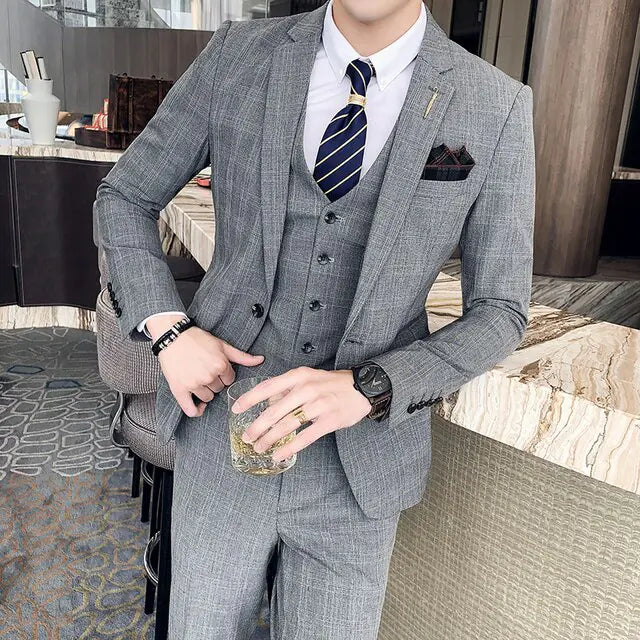 Tailored Business Suits for Men: Sharp Look and Comfort